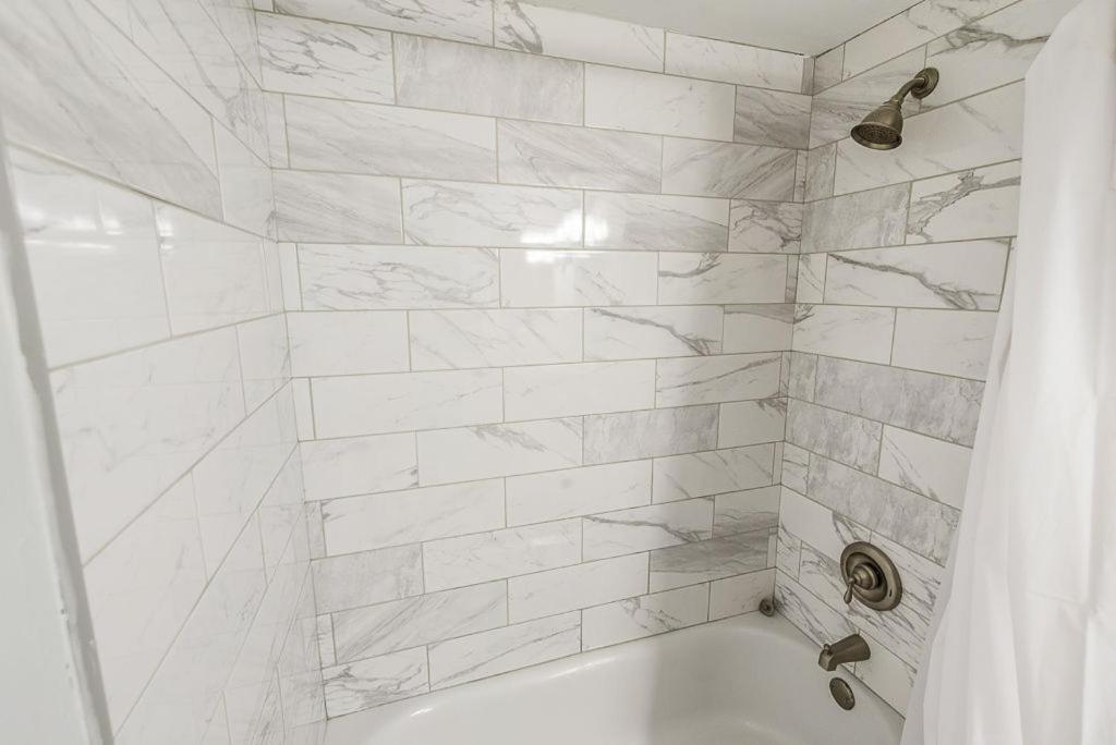 Hébergement de vacances Island Winds East 308 By Albvr - Beautifully Renovated Beachfront & Steps Away From Hangout & More!